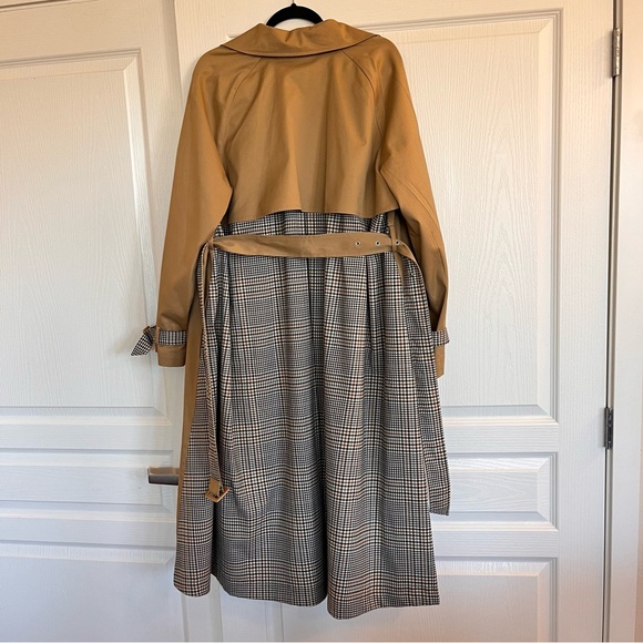 VINTAGE Camel & Plaid Swingy Trench Coat. Pristine condition, watch video - Picture 4 of 9